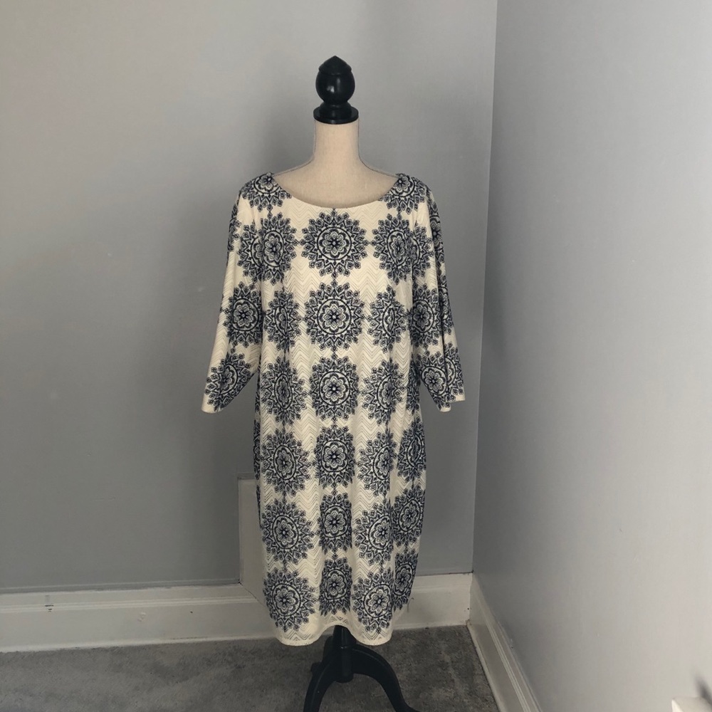 Jessica Howard Embroidered Plus Size Dress